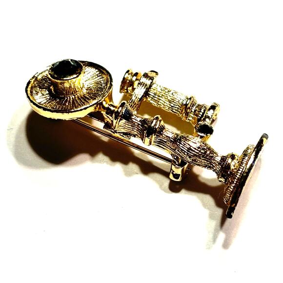 Gerrys gold scatter pin brooch novelty telephone motif green stones hallmarked - Picture 2 of 8